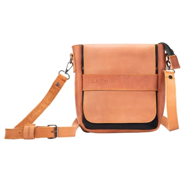 Urban Classic Small Messenger Bag